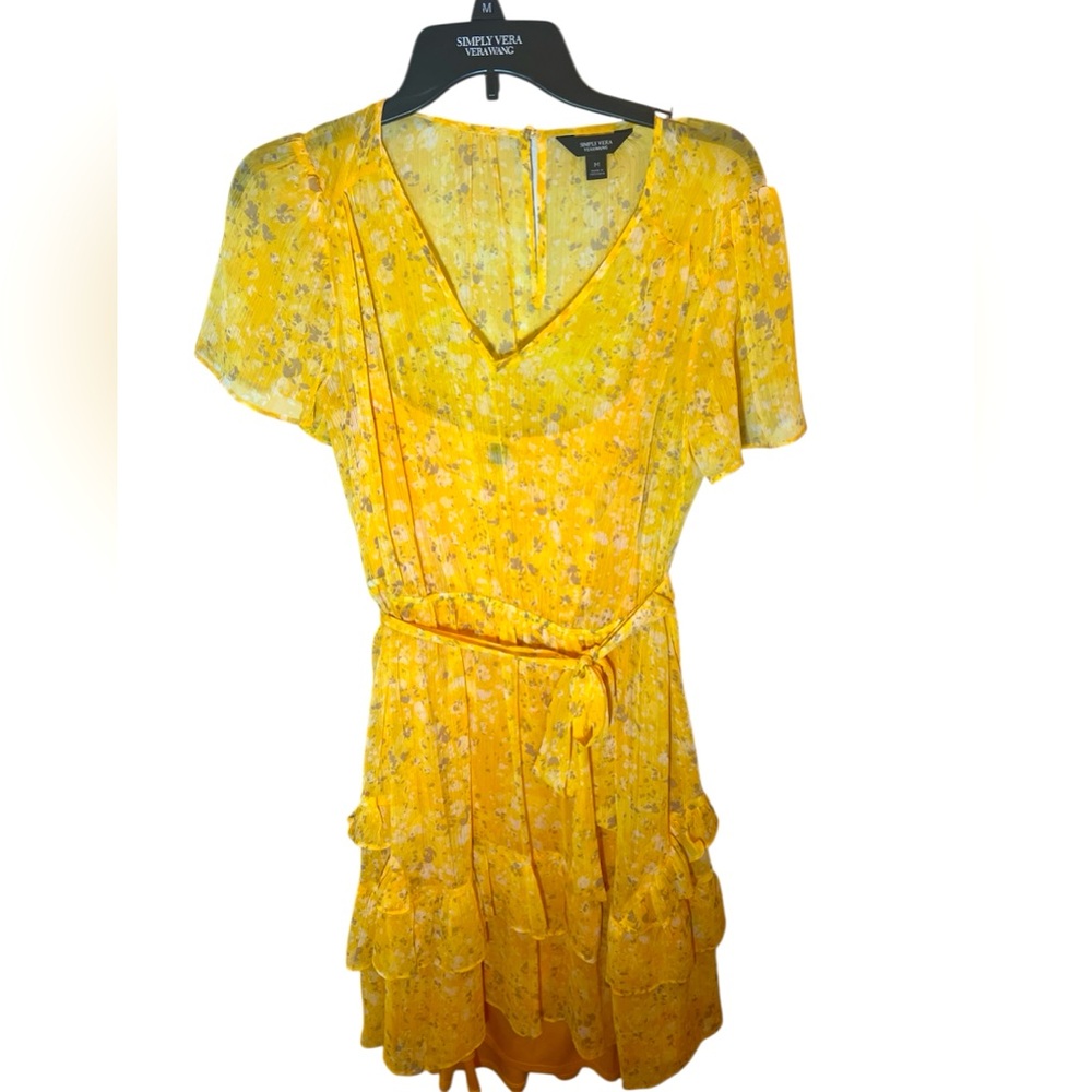 Yellow Chiffon-Like Floral V-Neck Dress with Tiered Ruffles by Vera Wang. Size=M